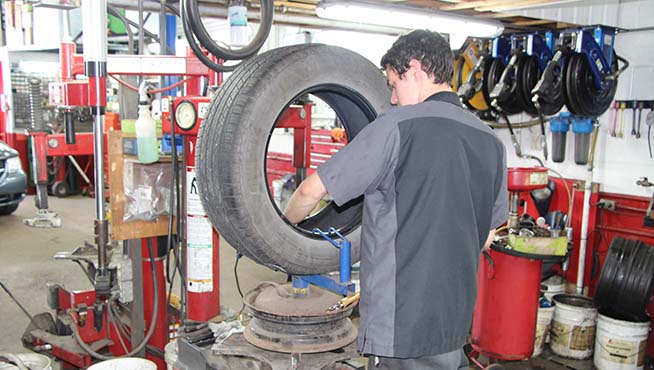 pneus et pneu Garage Ronny Pooch